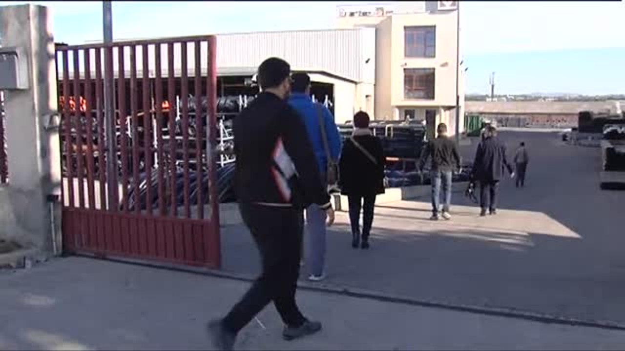 Cincuenta fábricas del polígono de Paterna continúan cerradas tras la explosión