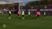 El Barça vuelve a entrenar tras el varapalo de París