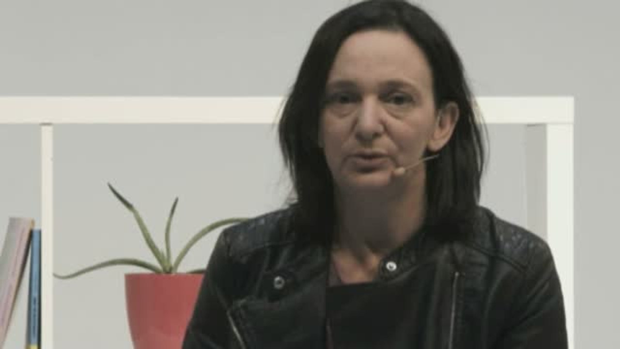 Bescansa critica la actitud de "partido de ping-pong" de Iglesias y Errejón