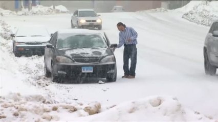 Evacuada una ciudad en California ante la amenaza de desbordamiento de su presa
