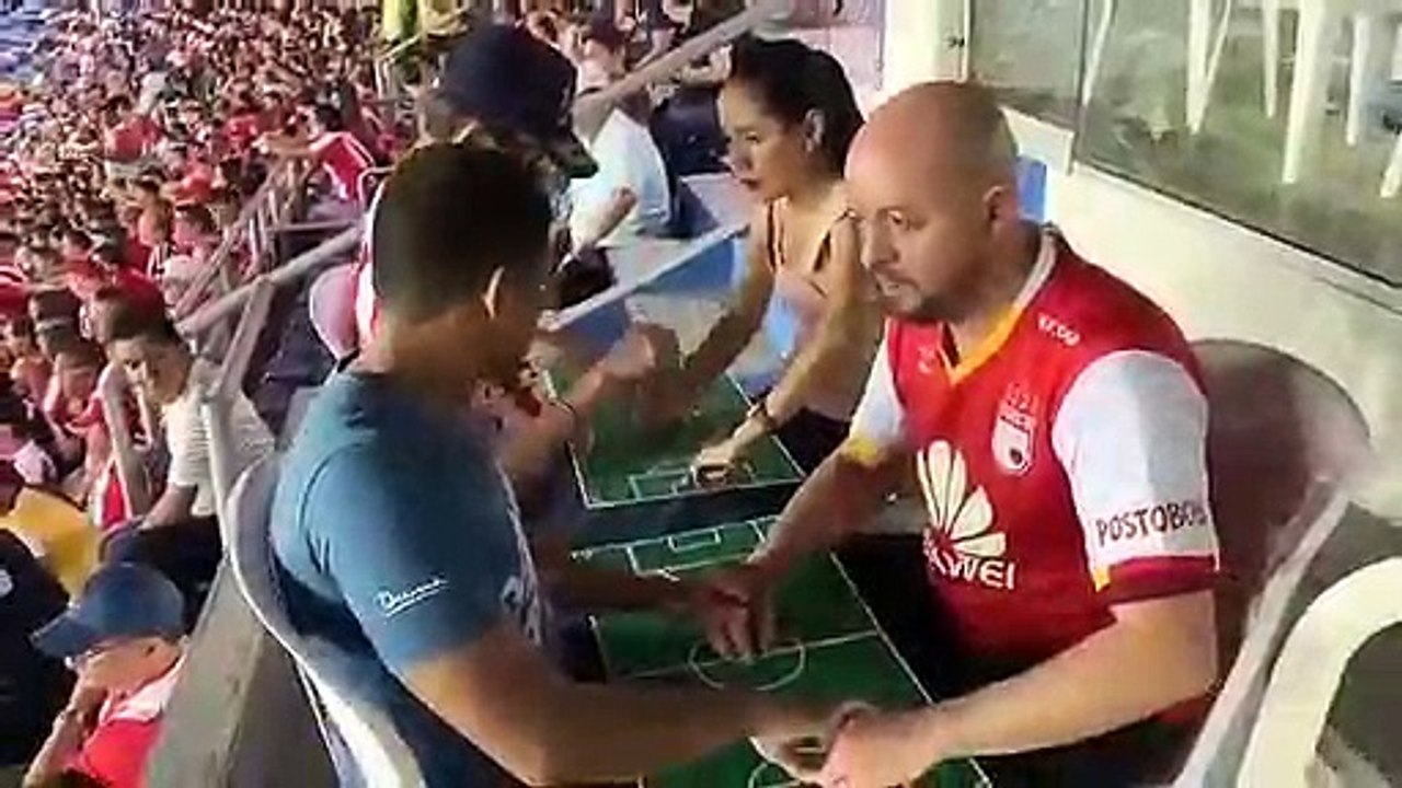 Football - Un match de foot pour les personnes malvoyantes ou aveugles