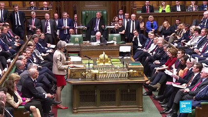Brexit : May cherche un nouveau report et tend la main à Corbyn