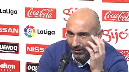 Abelardo se marcha emocionado del Sporting: "Siempre he pensado en el Sporting antes que en mí"