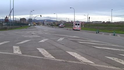 Rescatados 12 marineros tras el naufragio de su pesquero en Navia