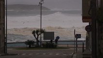 Las olas alcanzan los 17 metros de altura en la costa pontevedresa