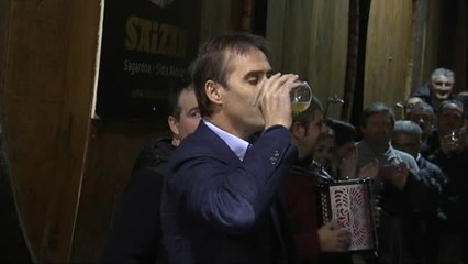 Lopetegui, abre la temporada de sidra en Guipúzcoa