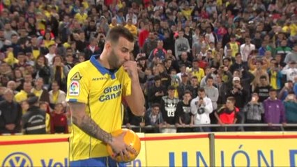 Presentación &#039;galáctica&#039; de Jesé Rodríguez en Las Palmas