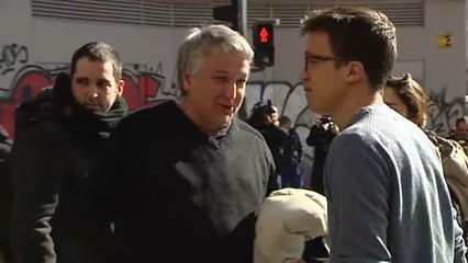 Video herunterladen: Siguen las posturas enfrentadas entre Iglesias y Errejón en plena cuenta atrás para Vistalegre