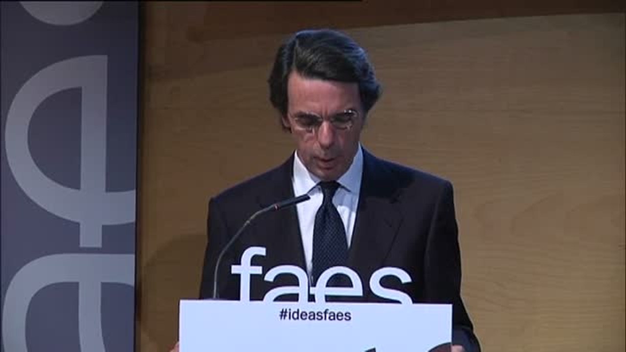 Aznar: "España es tarea de todos, no solo de algunos"