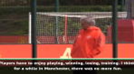 Players need to enjoy their work - Blanc on Manchester United