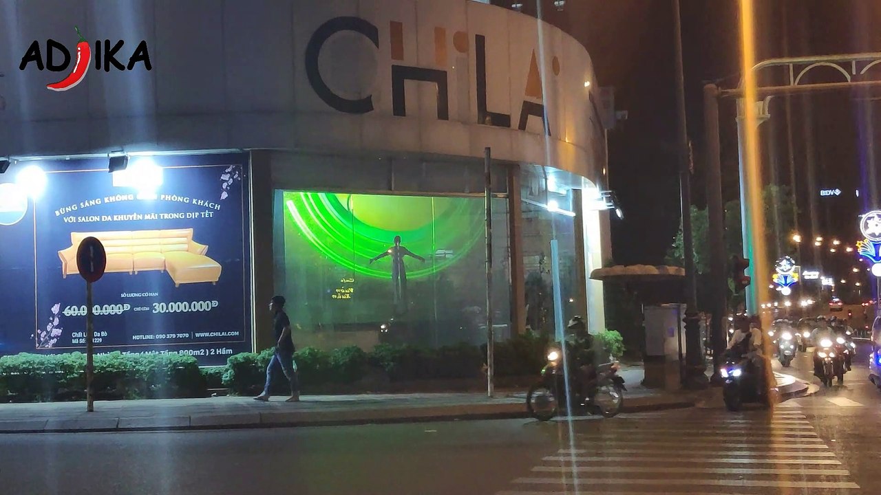 Quảng cáo OCB trên màn hình trong suốt