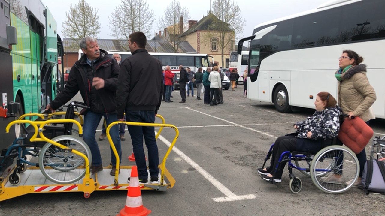 Germaine and the kids sur la route de Paris
