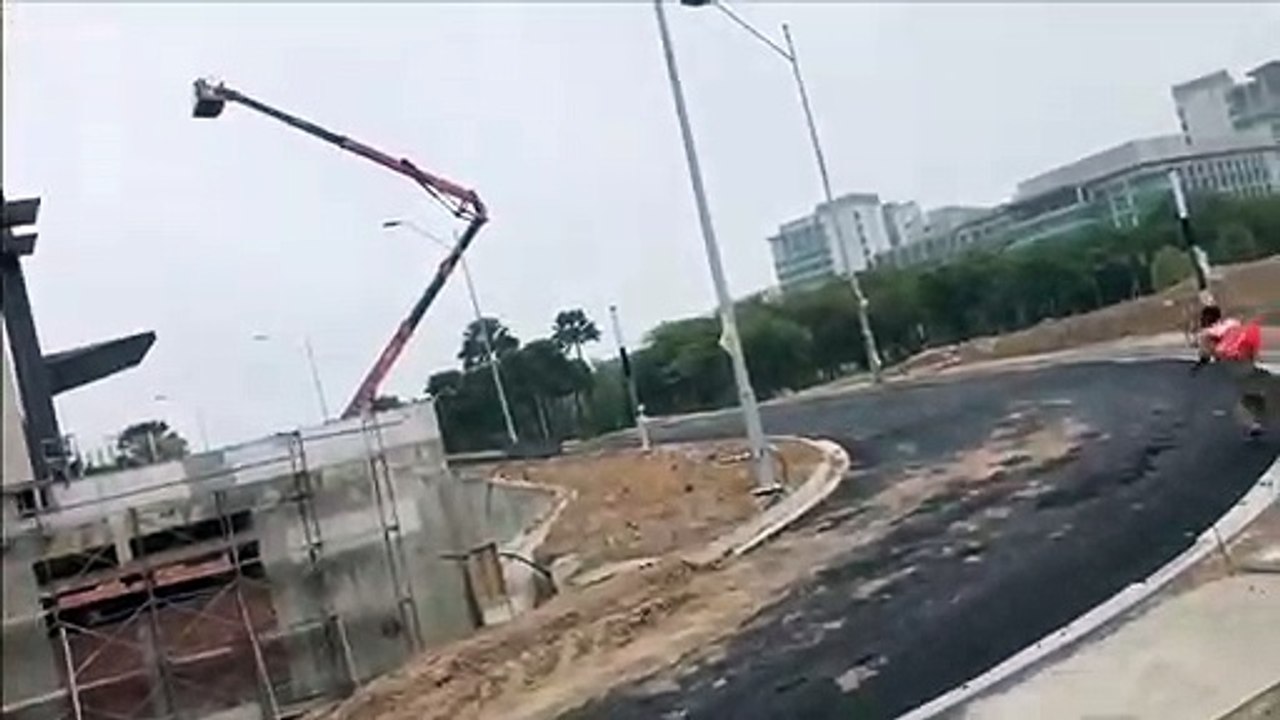 Chute d'une nacelle élévatrice
