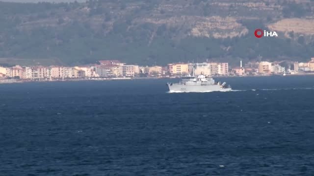 Fransız Mayın Avlama Gemisi Çanakkale Boğazı'ndan Geçti