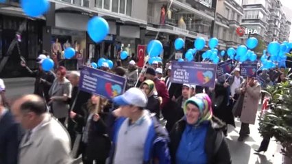 Mavi Balonlar Otizmliler İçin Gökyüzüne Bırakıldı