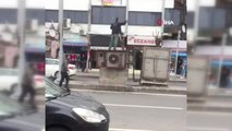 Diyarbakır'da Bir Kişi Benzin Döküp Kendini Yakmaya Kalkıştı