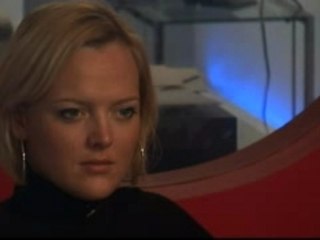 Lieke leest samen met Claire de post (deel 1)