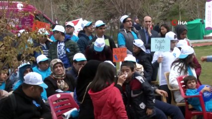 Otizmli bireyler, renkli bir gün geçirdi