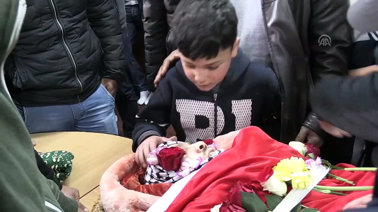 İsrail askerlerinin şehit ettiği Filistinlinin cenaze töreni - RAMALLAH