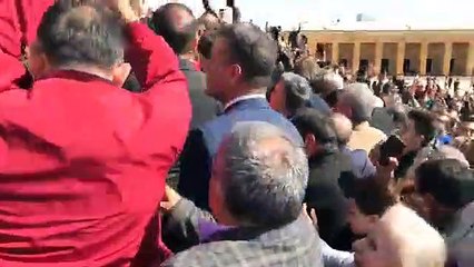 İmamoğlu'ndan Anıtkabir ziyareti