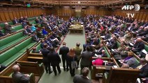 Parlamento británico no logra acordar alternativa al Brexit