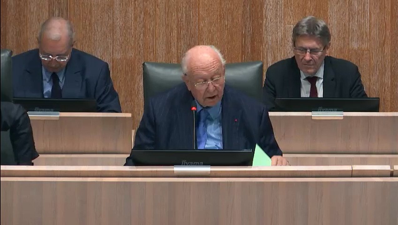 Roland Cazzola intervient sur l'environnement et l'hyper bétonisation de la ville