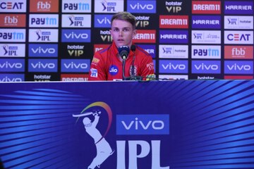 ഹാട്രിക്കാണ് എന്ന് കറൻ അറിഞ്ഞിരുന്നില്ല | Oneindia Malayalam