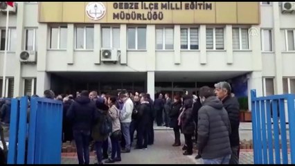 Öğrencinin bıçakladığı müdür başyardımcısı hayatını kaybetti - KOCAELİ