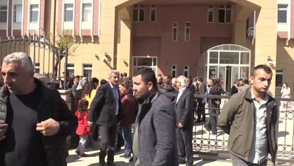 Manisa'da "Seçim Sonuçlarına İtiraz" Gerginliği