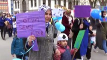 Afyonkarahisar'da '2 Nisan Otizm Farkındalık Günü' yürüyüşü