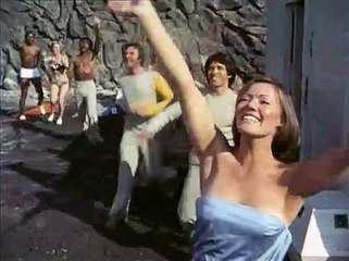 Space 1999 S01e20 - The Last Sunset