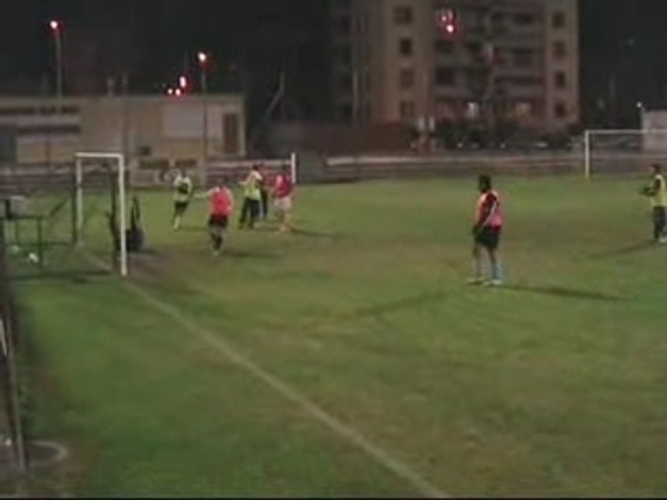 FC FOUR  V2   FC FOUR  V3  AMICAL