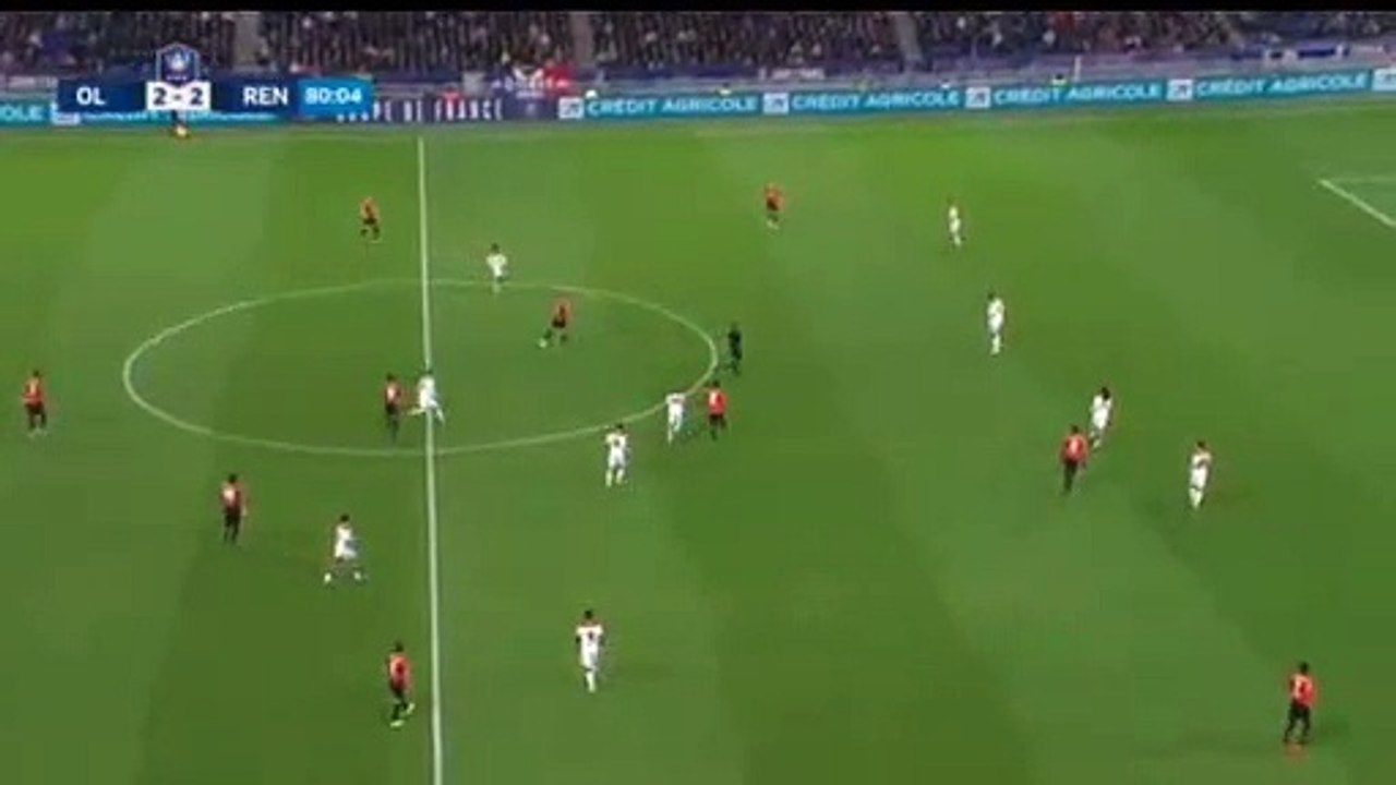 Bensebaini goal Lyon vs Rennes 2-3