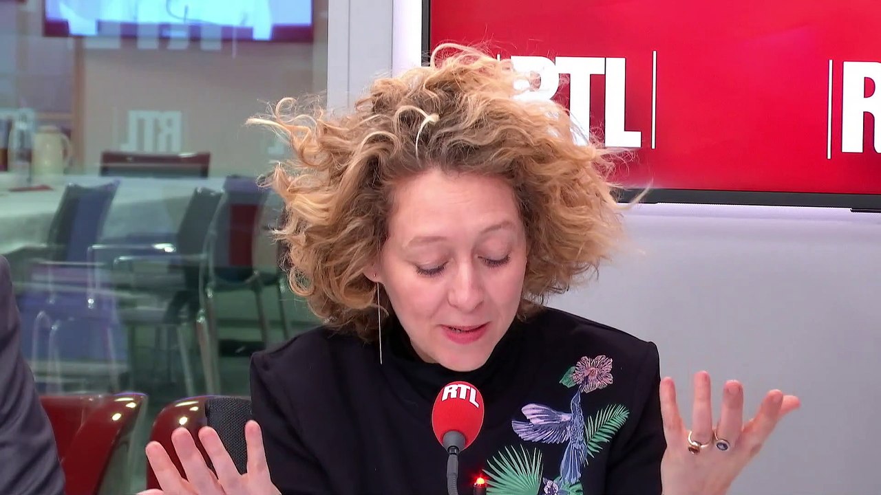 François Hollande : "Cette façon de faire la leçon, c'est navrant", fustige Alba Ventura