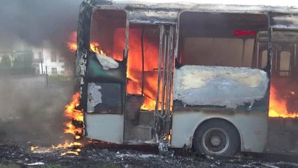 Bursa Park Halindeki 2 Otobüs Patlamanın Ardından Çıkan Yangında Yandı