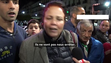 Alger fête la démission de Bouteflika