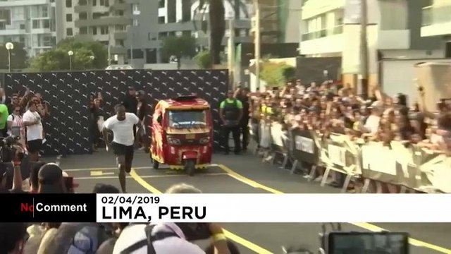 Usain Bolt contre un taxi moto au Pérou !