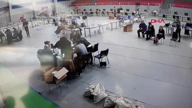 Bayrampaşa İlçe Seçim Kurulunda Geçersiz Oylar Sayılıyor