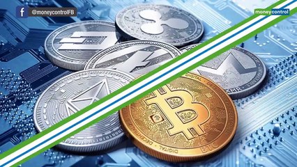 Bitcoin continues its surge, trades near $5,000