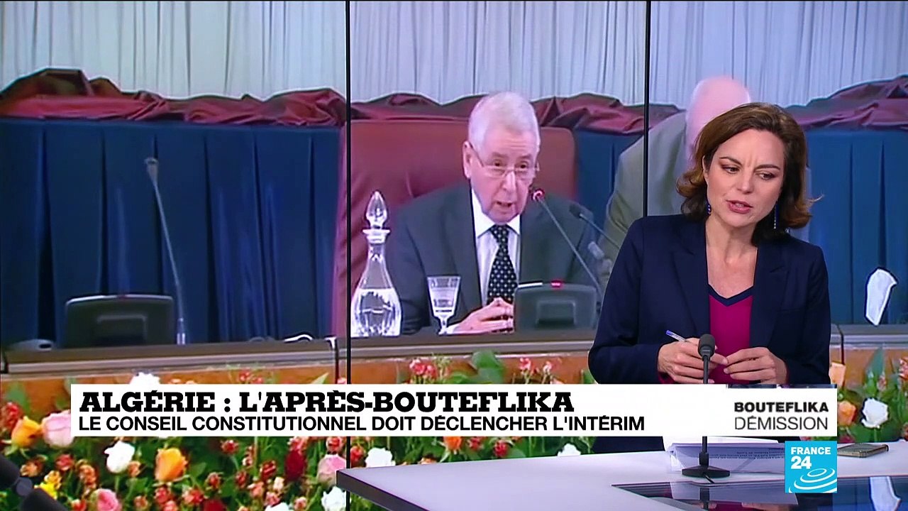 Une période de trois mois de vacance du pouvoir s'ouvre en Algérie