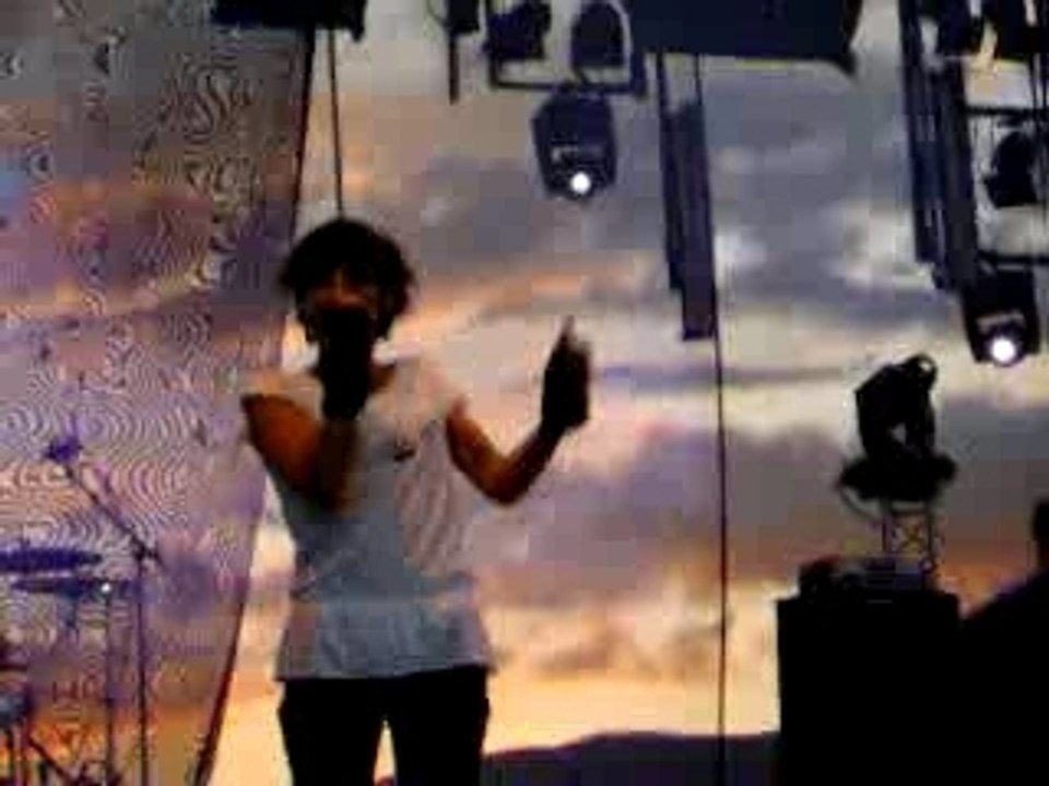 Lola aux décibulles