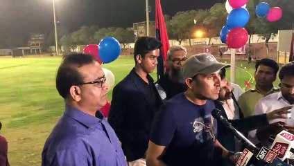 Younis Khan gets angry