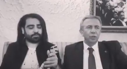 Mansur Yavaş türkü söyledi