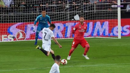 La Liga : Valence inflige la première défaite au Real de Zidane
