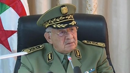 تعرف على مسار بيانات الجيش الجزائري منذ بداية الاحتجاجات