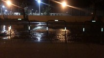 Reggio Calabria - perdita di acqua  solleva tombino