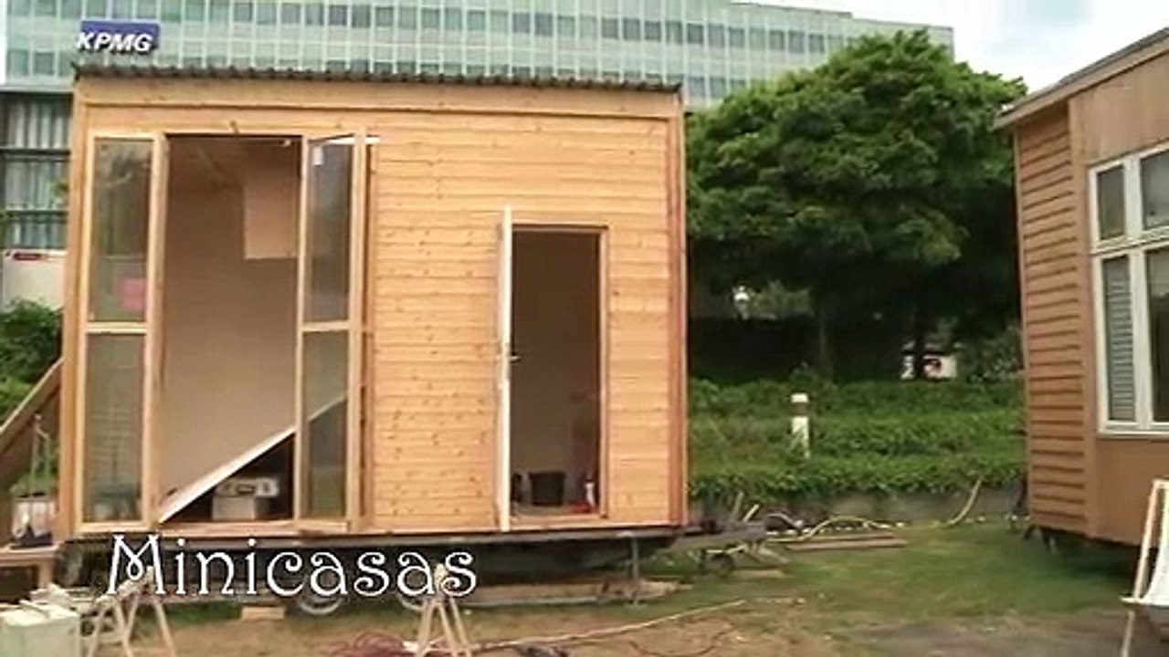 Carlos Malpica Flores te enseña las “Minicasas” para los refugiados en Berlín