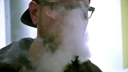 美 FDA "전자담배와 발작 연관성 조사"...폭발로 사망자도 발생 / YTN