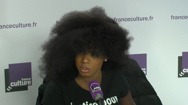 Assa Traoré : Quatre éminents experts ont sorti, il y a quelques semaines, une expertise, qui dit que Adama Traoré est mort d'aucune maladie grave, qu'il est mort suite à ce plaquage ventral.