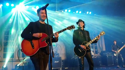 Padi Reborn feat. Ariel Noah - Semua Tak Sama ( Live Konser )